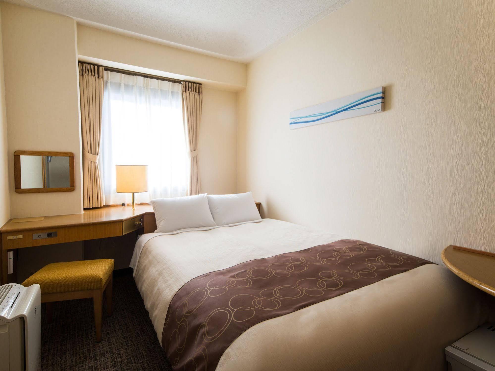 Osaka Umeda Os Hotel Ngoại thất bức ảnh